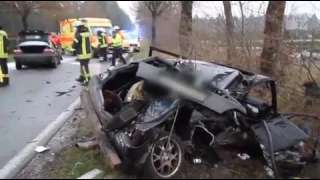 Junger Autofahrer nach Unfall gestorben