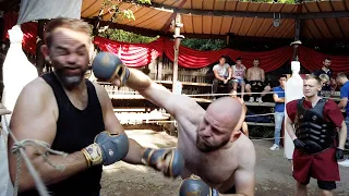 MASSAGE GUY vs BIG BLUE MOUNTAIN !!! Crazy Fight !!!