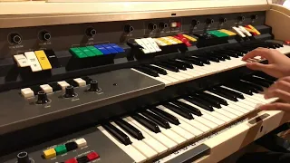 I tried to play KAWAI KE-310 electric organ "Makkana Taiyou"