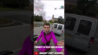 Angry man hits biker in the face #roadrage #bike