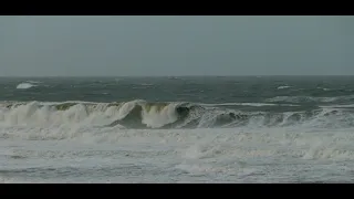 Vagues de 6m-7m à Lacanau Océan - Swell Bella XL