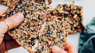 Easy Seed Crackers with Everything Bagel Seasoning | Minimalist Baker Recipes