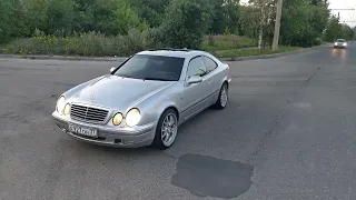 Mercedes Benz CLK430 W208