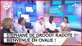 Yannick Nyanga, Aurélie Jean, Gérard Holtz, Daniel Herrero, Stéphane De Groodt -C à vous -06/09/2023