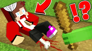 Mikey HURT JJ in Minecraft - Maizen