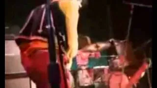 Jimi Hendrix smashing