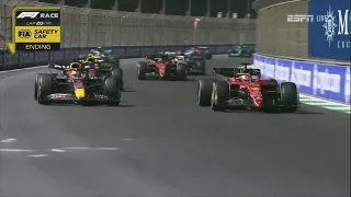 Max Verstappen very close to Charles Leclerc at Safety Car ending Saudi Arabia GP 2022