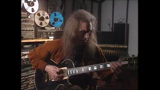 Yes Miscellany: 1991 - Steve Howe - Les Paul Guitar demonstration - Whispering
