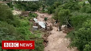 More than 300 dead after flooding in South Africa - BBC News