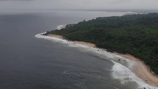 Surfing Robert-sport Liberia, West Africa