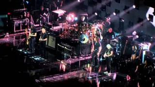 Roger Waters - Money (12-12-12: The Concert for Sandy Relief, New York, NY, USA)