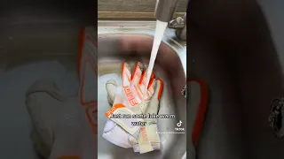 How to wash your gloves 🧼🧴