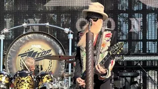 ZZ Top - I’m Bad, I’m Nationwide (BeachLife Festival, Redondo Beach, California) May 5th,2024 (4K Q)