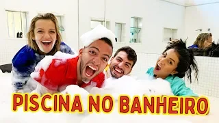 FIZEMOS UMA SUPER PISCINA DE ESPUMA NO BANHEIRO!! #MansãoDosFlops