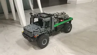 LEGO Technic 42129 Mercedes-Benz Zetros - Перевозим цепь (5 кг)