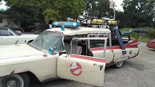 Building the GHOSTBUSTERS ECTO-1/2