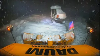 Schneeräumung🌨️2.Advent die zweite🕯️Mercedes-Benz Unimog #sound #mountains #power #winter #snow