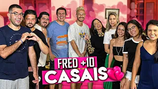 Jogo de casais com as namoradas do elenco