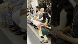 Mumbai youth narrate advantages of metro to PM Modi, PM replies with special request