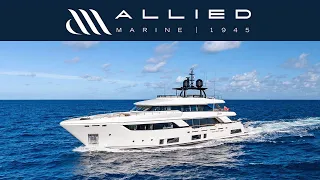 2022 Custom Line Navetta 37M - Jules