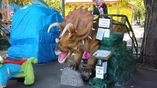 Dinozauri robotizati din Jurassic Park