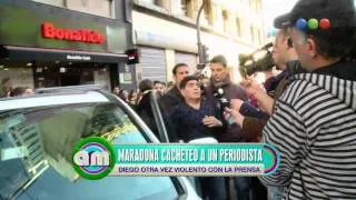 Maradona, cachetea a un periodista - Am