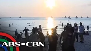 TV Patrol: Boracay, dinagsa ng mga bakasyonista