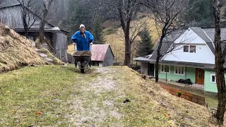 Grandma's Life in a mountain village in early spring! Lazy cabbage rolls and pancakes with cheese