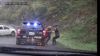 Gate City police officers escape roadside crash without injury
