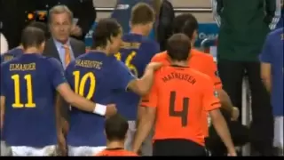 Zlatan vs van Bommel