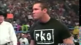 Undertaker plays mind games with Randy Orton 12 09 2005