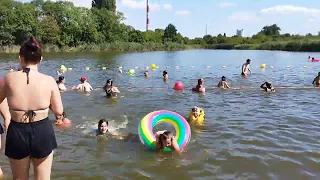 Jeziorko Czerniakowskie , kąpielisko jedyne takie miejsce w Warszawie