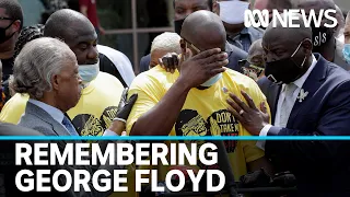 Thousands of mourners brave sweltering Texas heat to view George Floyd's casket | ABC News