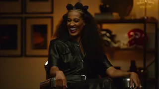 Skylar Diggins-Smith Appearance With LeBron James, Kevin Hart On Thursday Night Football In The Shop