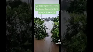 2022 Floods at Colleges Crossing in Ipswich (waters still rising)