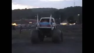 Bloomsburg Monster Truck Freestyle: Summit Racing Bigfoot 6