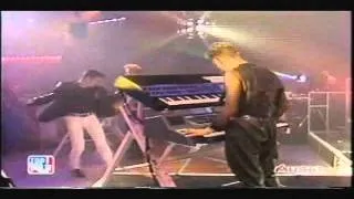 Depeche Mode - A Question Of Time (Top Of The Pops BBC UK 21.08.1986)