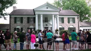 Graceland still a tourist mecca, 40 years after Elvis death