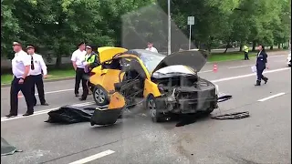 Трое кыргызстанцев погибли в ДТП в Москве