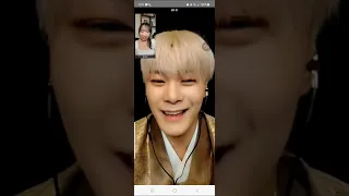 Apple Music Video Call with Astro's Moonbin January 21, 2023