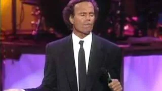 Julio Iglesias - Me va, me va... En Concierto)