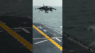 Невероятно: AV 8B Harrier II с коротким взлетом и вертикальной посадкой