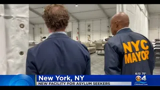 NYC Opens New Resource Center For Asylum Seekers