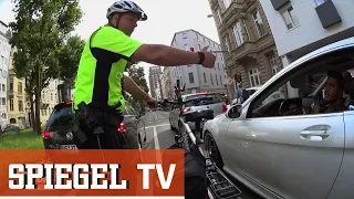 Tschö Mertens und Jochheim!: "Best of" Kölner Fahrrad Cops | SPIEGEL TV