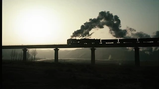 Chinese Steam: QJs at Resonant Sands Gorge January 2001