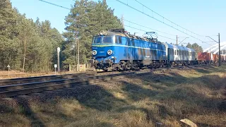 Pociągi przy stacji Maksymilianowo