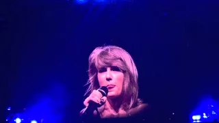 Taylor Swift 1989 tour Glendale, AZ // Speech