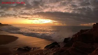 Sundown Serenade: Mesmerizing Waves on the Golden Shore