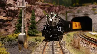 O GAUGE HIGH RAIL K&W RAILROAD ACTION ALL SEASON LONG in 4K.