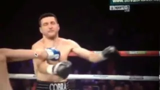 Slow motion George Groves knocks down Carl Froch first round 23/11/2013